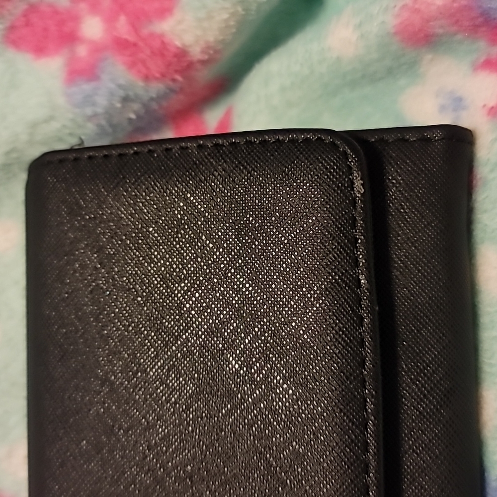 Black Clutch / Wallet - Picture 12 of 14